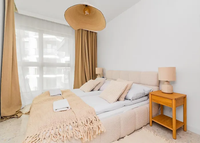 Letnicka Offline By Grand Daire